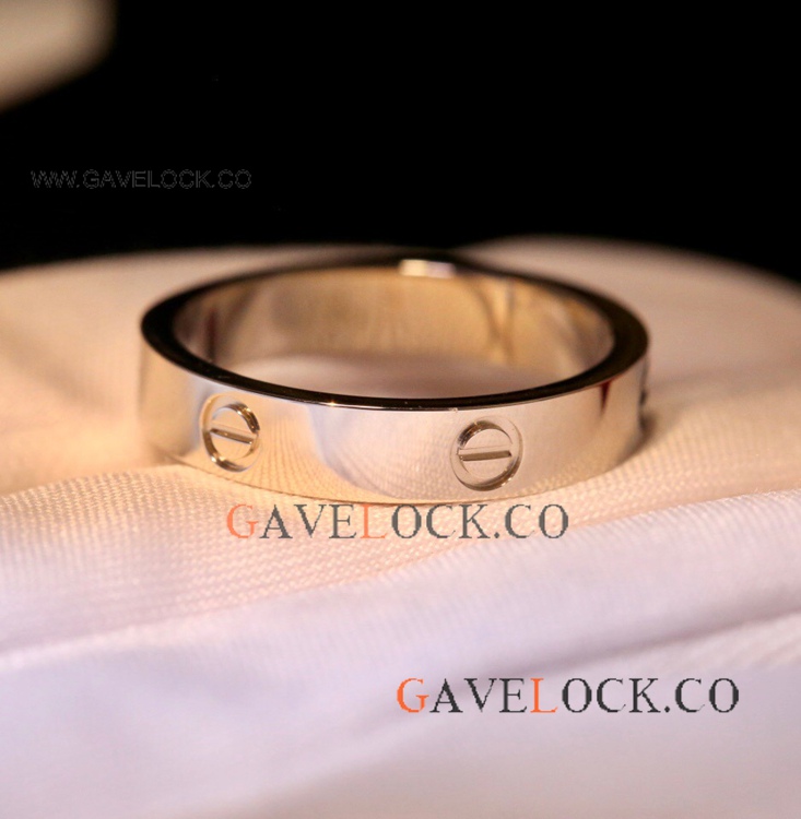Best Clone Cartier Love Jewelry Narrow Ring Silver Ring